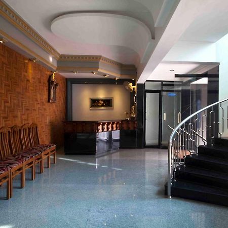 Hotel Chithra Kanniyākumāri Exterior foto