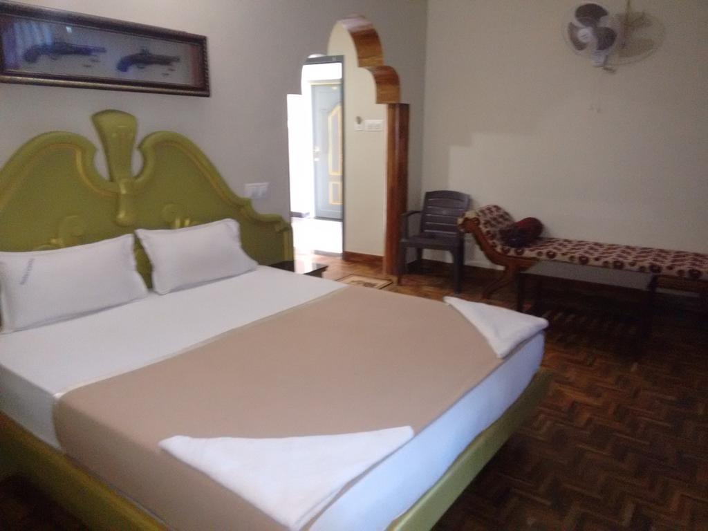 Hotel Chithra Kanniyākumāri Habitación foto