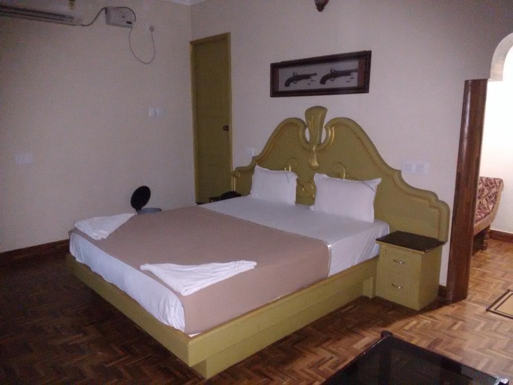 Hotel Chithra Kanniyākumāri Habitación foto