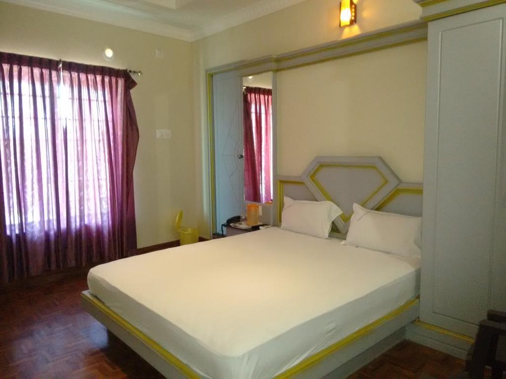 Hotel Chithra Kanniyākumāri Habitación foto