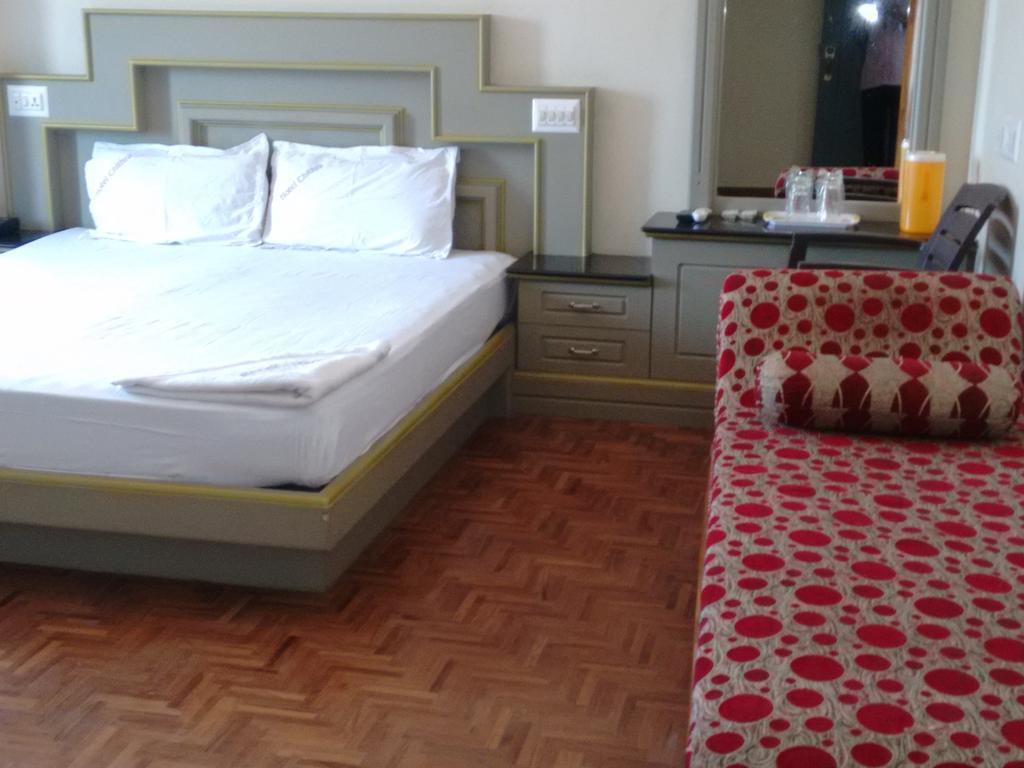 Hotel Chithra Kanniyākumāri Habitación foto