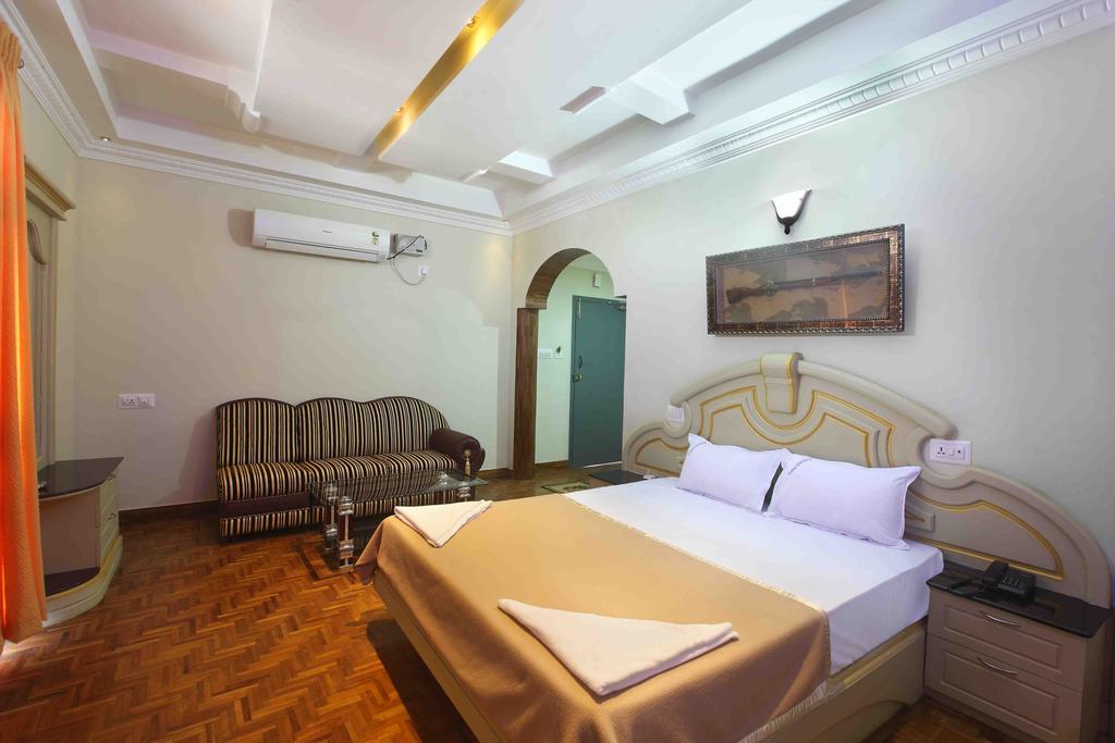 Hotel Chithra Kanniyākumāri Exterior foto