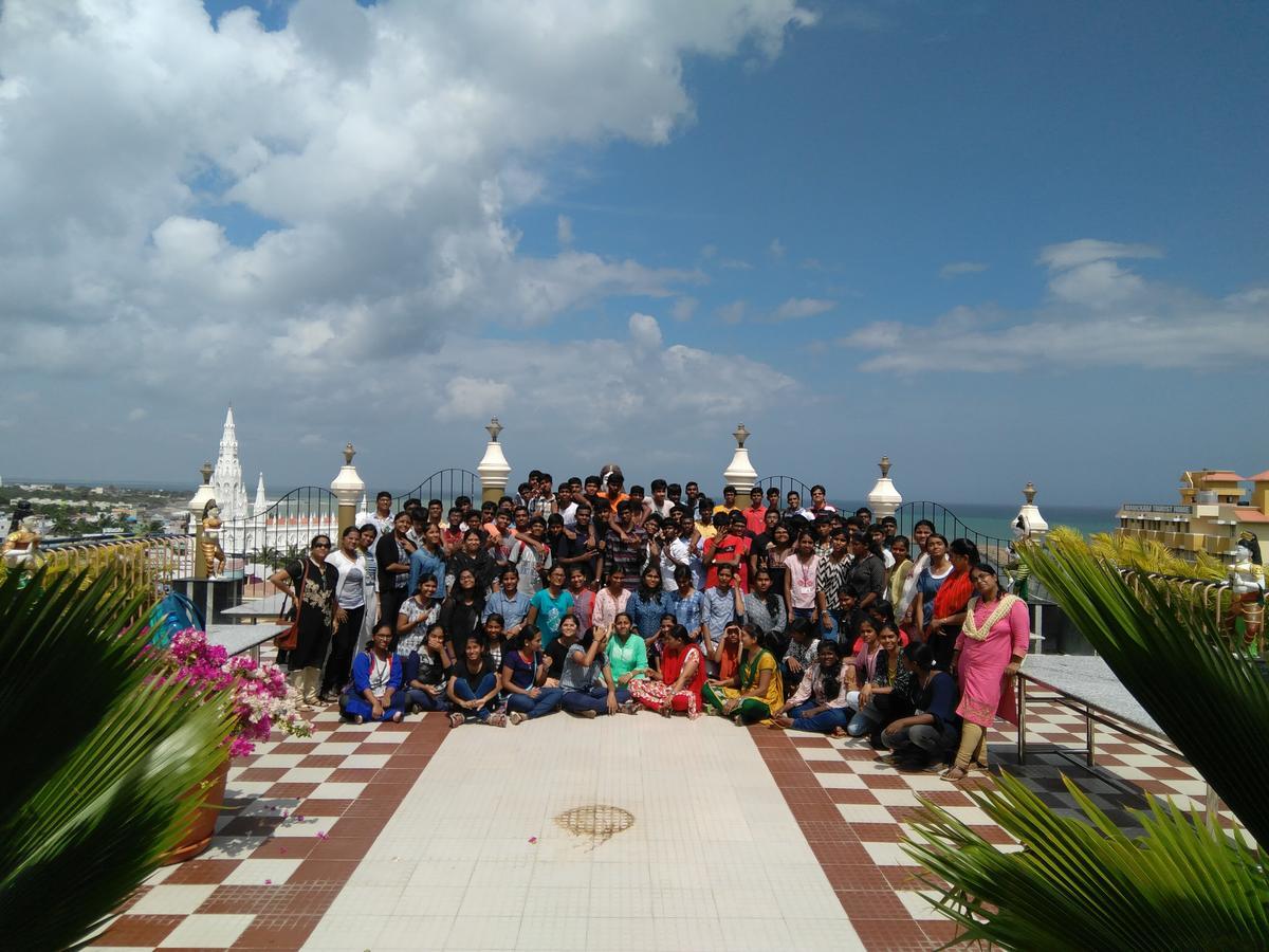 Hotel Chithra Kanniyākumāri Exterior foto